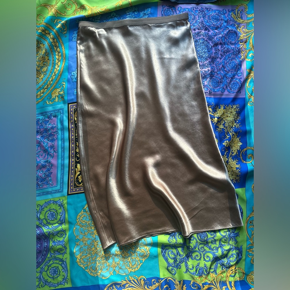 Vince satin skirt, size S